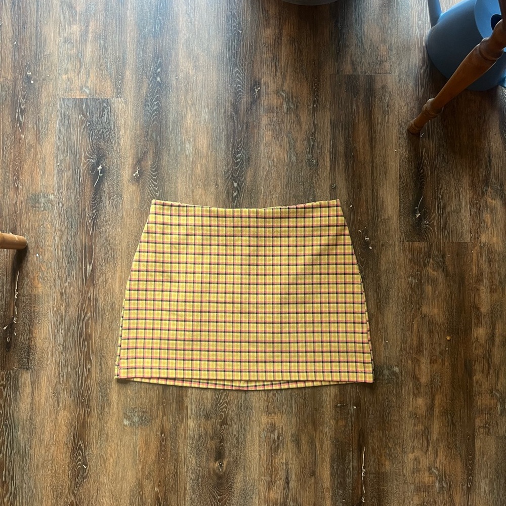 Urban Outfitters Mini Skirt, size Medium - Picture 3 of 7